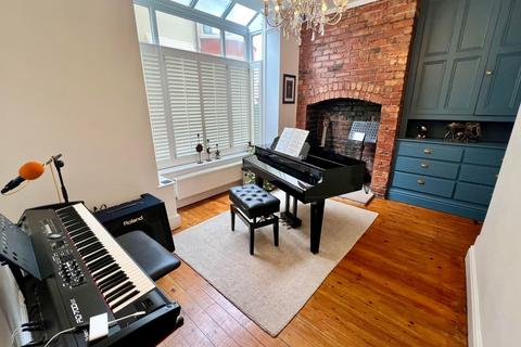 4 Sandhurst Avenue, Blackpool, FY2 9AU