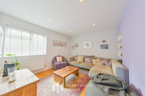 3 bedroom semi-detached house for sale, Links View, St. Albans, AL3 5TY