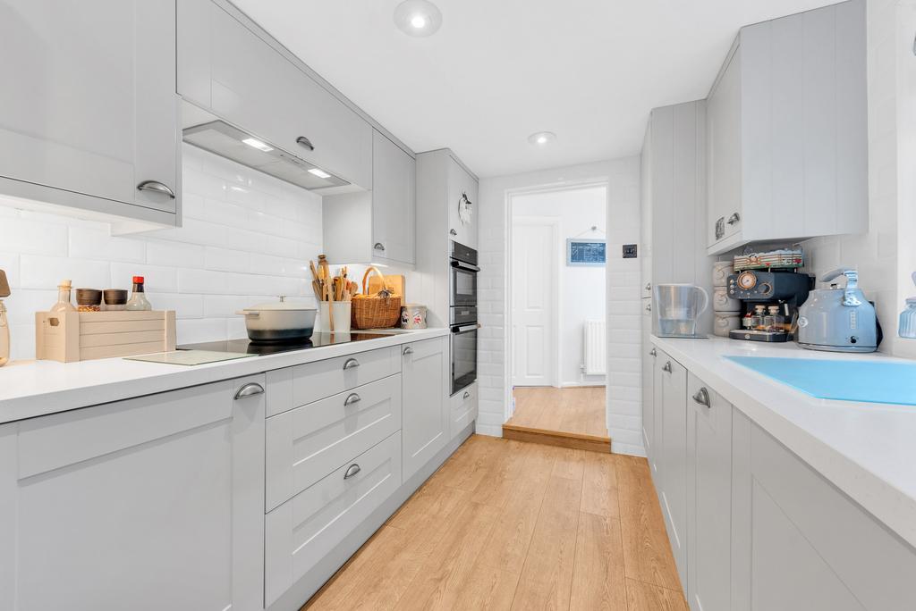 Green Lane, Chislehurst BR7 3 bed terraced house for sale £575,000