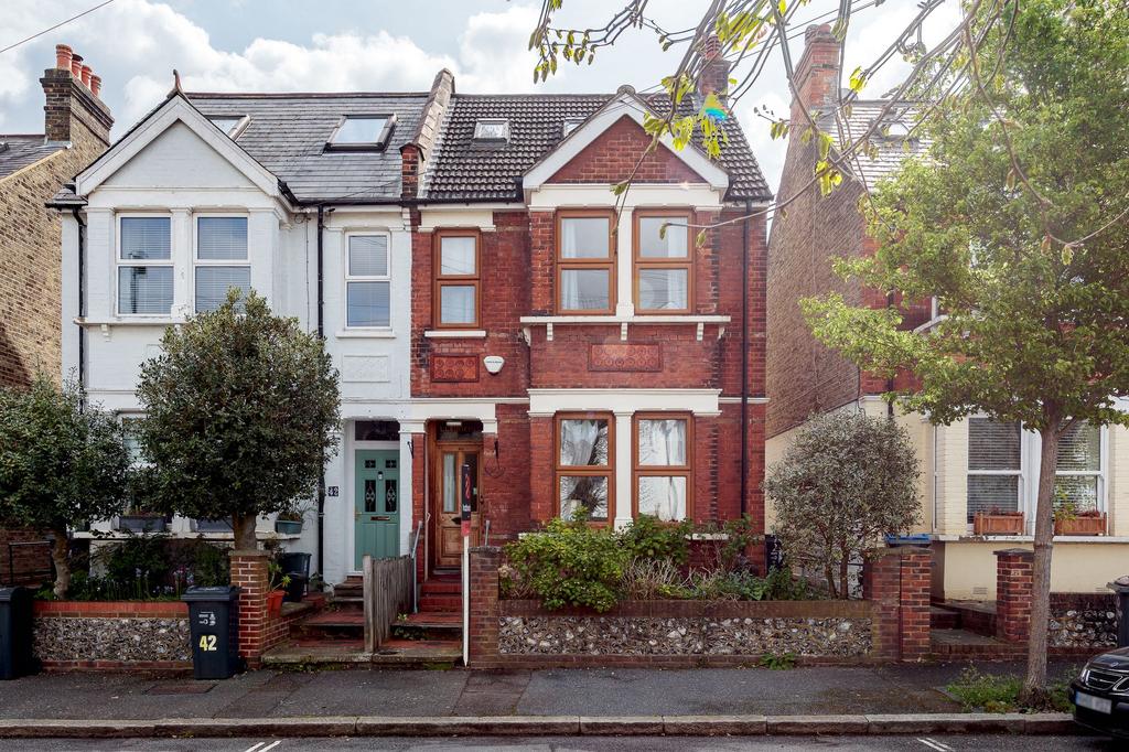 South Croydon, South Croydon CR2 4 bed semidetached house for sale £
