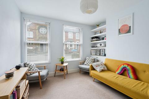 26 Lesbourne Road, Reigate, RH2 7LD