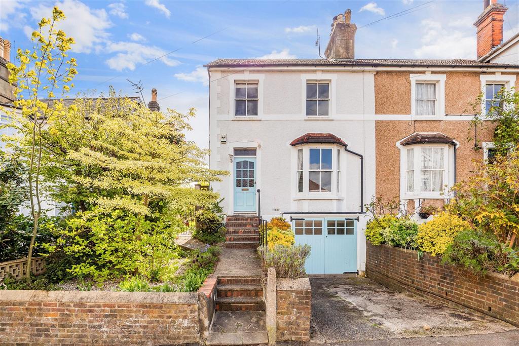 Upper Bridge Road, Redhill RH1 3 bed end of terrace house for sale £