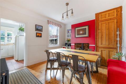 3 bedroom end of terrace house for sale, Upper Bridge Road, Redhill RH1