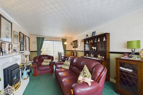 46 Larpool Crescent, Whitby, YO22 4JD