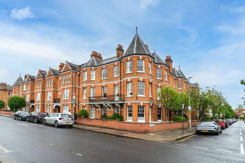 1 bedroom flat for sale, Cecil Mansions, Balham, London, SW17