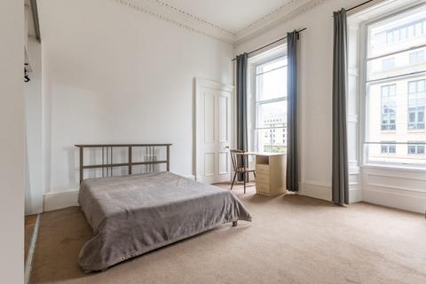 5 bedroom flat to rent, 0893L – Lothian Road, Edinburgh, EH1 2DJ