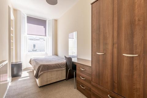 4 bedroom flat to rent, 0233L – Earlston Place, Edinburgh, EH7 5SU
