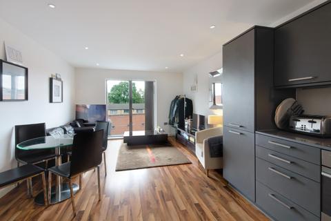 1 bedroom flat to rent, Kings Quarter Apartments, 170 Copenhagen Street, London, Greater London, N1