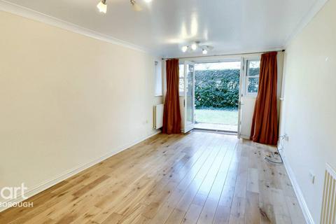 3 bedroom apartment for sale, Princes Gate, Peterborough