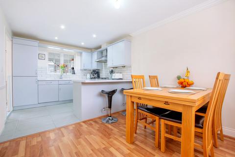 17 Abell Way, Springfield, Chelmsford, CM2 6WU