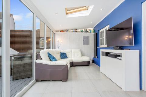 17 Abell Way, Springfield, Chelmsford, CM2 6WU
