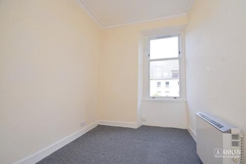 2 bedroom flat to rent, Portland Street, Edinburgh EH6