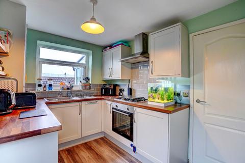 3 bedroom semi-detached house for sale, Airedale Gardens, Rodley, Leeds, West Yorkshire, LS13