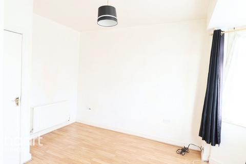 2 bedroom end of terrace house for sale, Dover Road, London