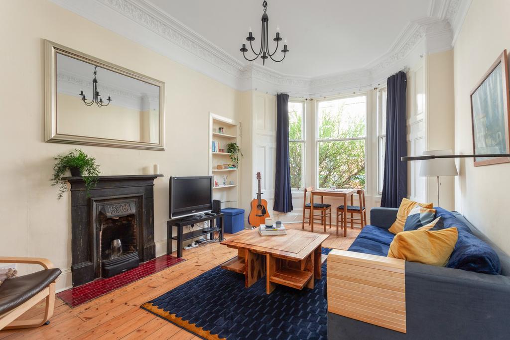 Temple Park Crescent, Edinburgh EH11 2 bed ground floor flat for sale