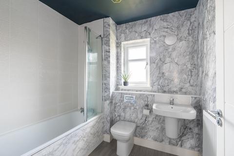 36 Ballantyne Place, Balerno, EH14 7FF
