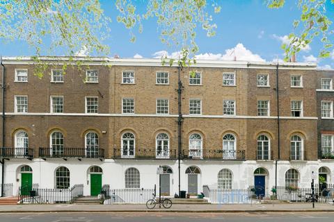 1 bedroom apartment to rent, Regent Square, London, WC1H