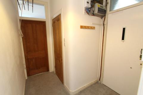 2 bedroom flat to rent, Moncrieff Terrace, Newington, Edinburgh, EH9