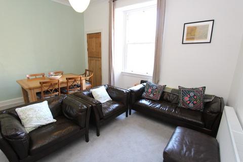 2 bedroom flat to rent, Moncrieff Terrace, Newington, Edinburgh, EH9