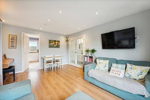2 bedroom flat for sale, Lamberton Avenue, Stirling, Stirlingshire, FK7 7TT