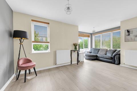 116 Springhead Parkway, Northfleet, Gravesend, DA11 8BF