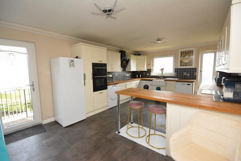 4 bedroom bungalow for sale, Standrigg Road, Wallacestone, Falkirk, Stirlingshire, FK2 0EB