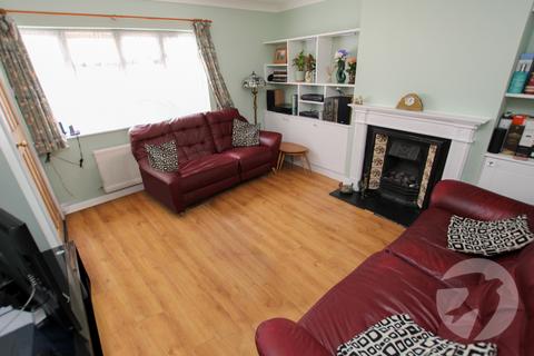 3 bedroom end of terrace house for sale, Granby Road, London, SE9