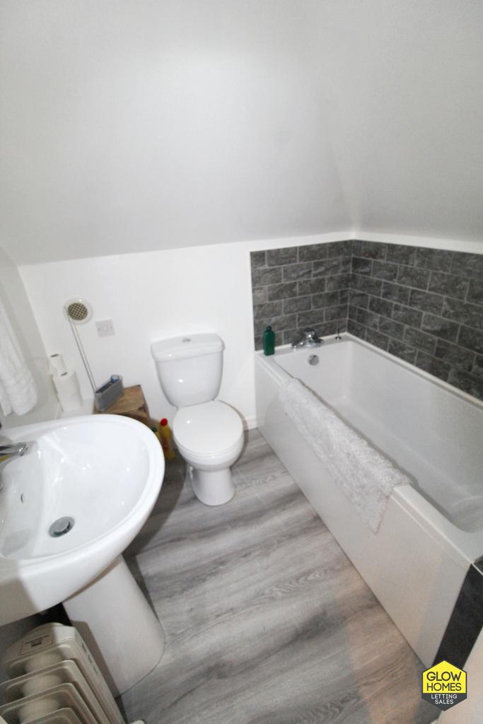 Bedroom 1 ensuite
