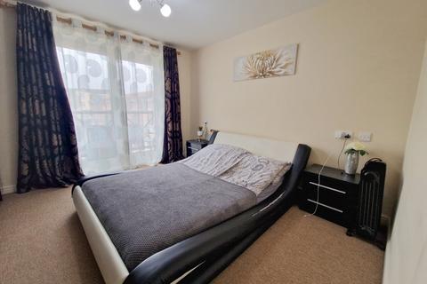 2 bedroom apartment for sale, Culvers Court, Fenners Marsh, Gravesend, Kent, DA12