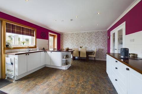 2 Glensheiling Drive, Rattray, Blairgowrie, PH10 7EF