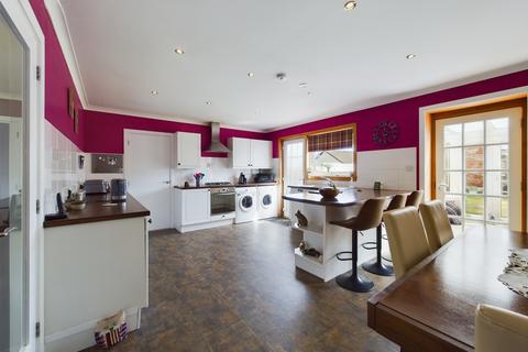 2 Glensheiling Drive, Rattray, Blairgowrie, PH10 7EF