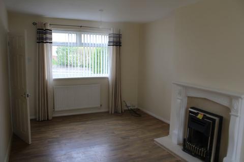 3 bedroom semi-detached house to rent, Ravenshill Road, Newcastle upon Tyne, NE5