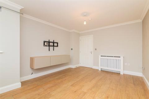 2 bedroom apartment to rent, Knightswood Road, Glasgow, Lanarkshire