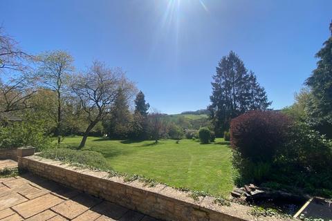 undefined, Moorlake, CREDITON