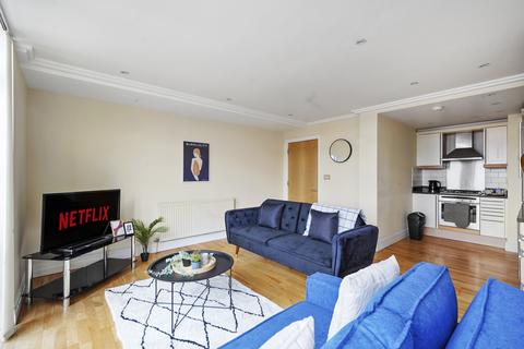 2 bedroom apartment for sale, 3 Town Meadow, Brentford TW8