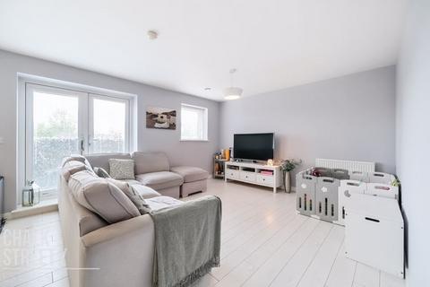2, Shelton Apartments, 34 Haven Road, Rainham, RM13 9GQ
