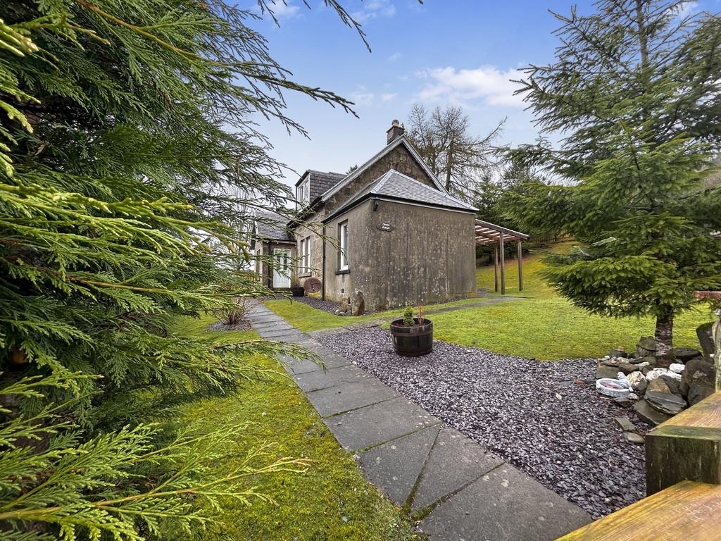 Station Cottages, Pitlochry 3 bed semidetached house for sale £205,000