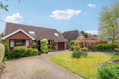4 bedroom chalet for sale, Plomer Green Lane, High Wycombe HP13