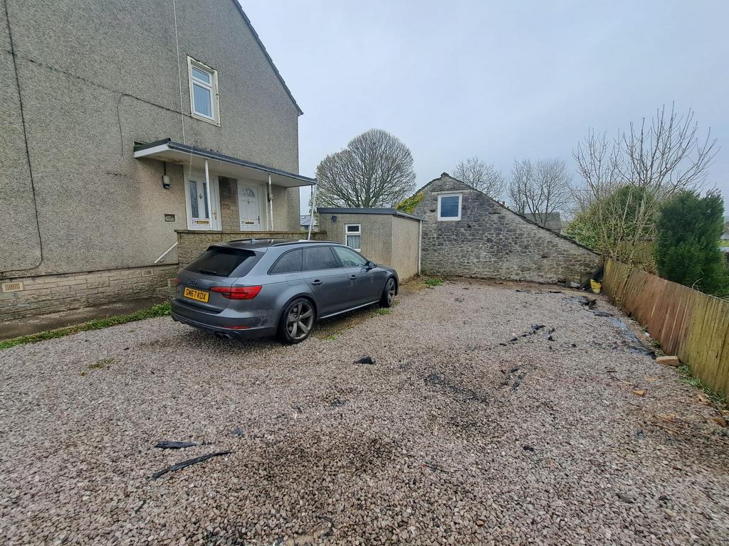 Meadow Avenue, Buxton, Derbyshire, SK17 2 bed flat to rent £580 pcm