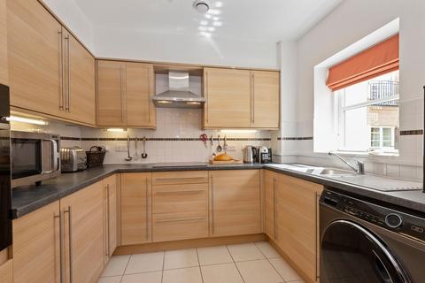 1 bedroom retirement property for sale, Abbey Park Avenue, St Andrews, Fife, KY16