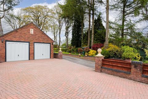 4 bedroom detached house for sale, Aynsleys Drive, Stoke-on-Trent ST11