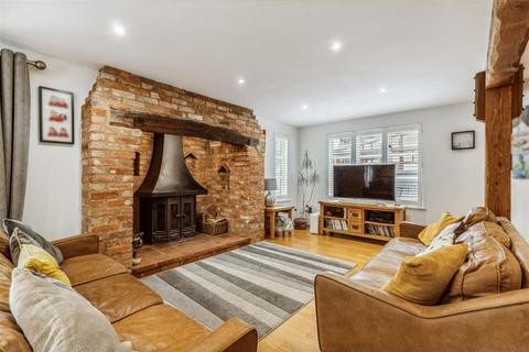 16a Bletchley Road, Stewkley, Leighton Buzzard, LU7 0ER