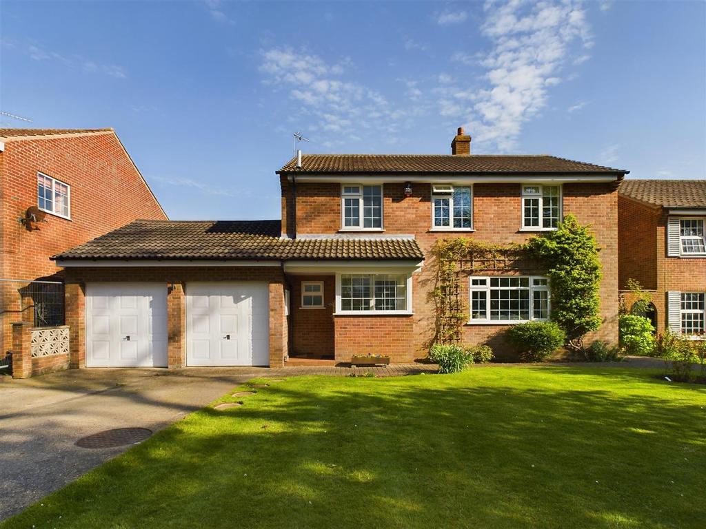 Woodlands Close, Bridlington 4 bed detached house for sale £430,000