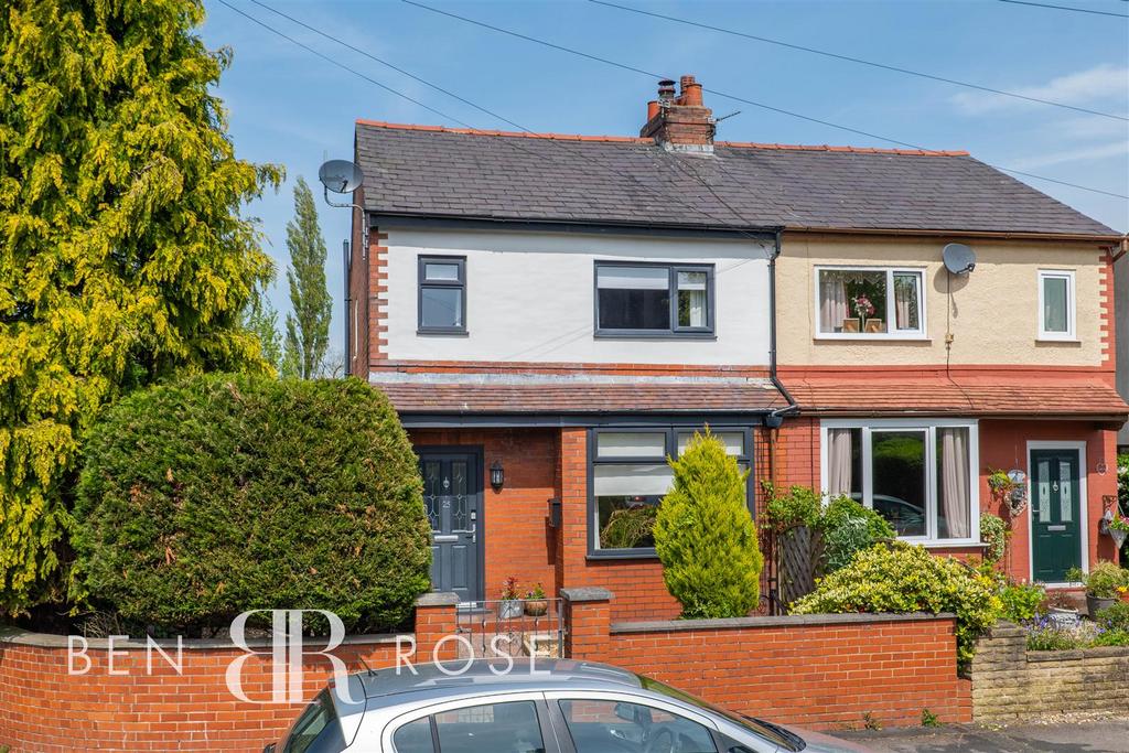 Brown Lane, Bamber Bridge, Preston 3 bed semidetached house for sale £299,950