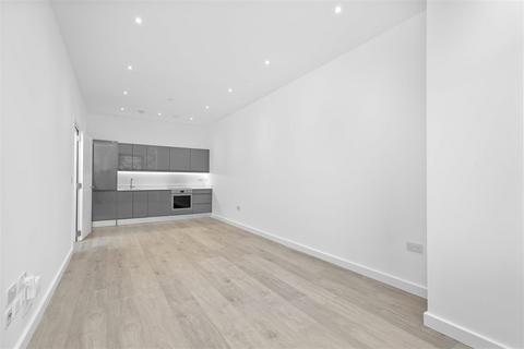 1 bedroom flat for sale, Liongate House, Guildford GU1