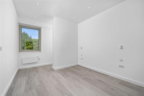 1 bedroom flat for sale, Liongate House, Guildford GU1