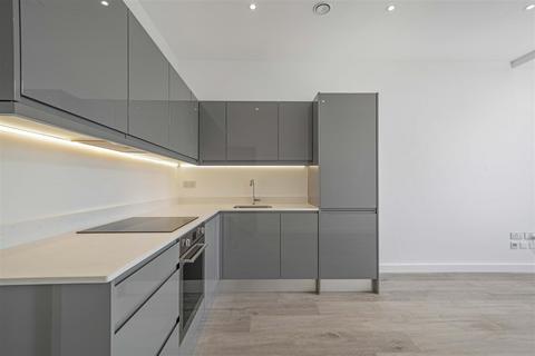 2 bedroom flat for sale, Liongate House, Ladymead, Guildford GU1