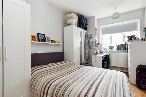 1 bedroom flat to rent, Newtown Street, London SW11