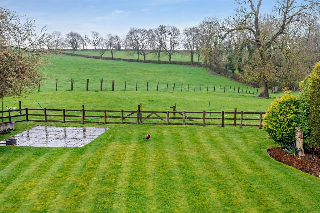 Garden &amp; paddock