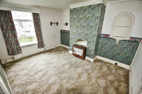 3 bedroom semi-detached house for sale, Carr Street, Huddersfield HD3